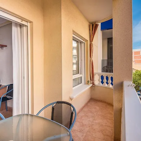 Apartamento Marinasunbeach Ramon Gallud 166 *