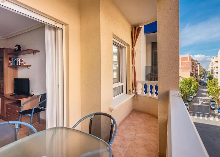 아파트 Marinasunbeach Ramon Gallud 166 *